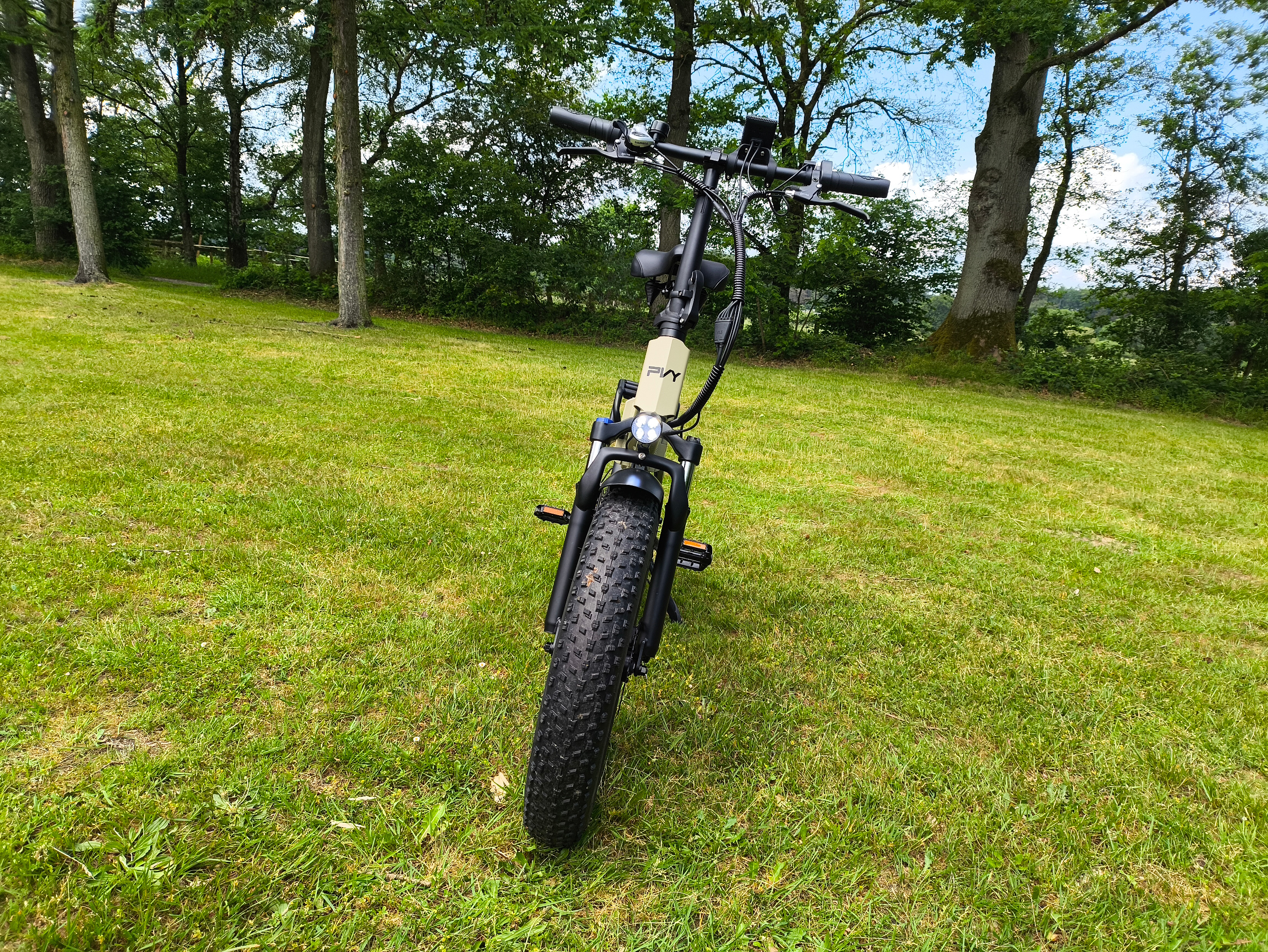 Die extra breite 4 Zoll Chao Yang Bereifung macht im Test Eindruck | Quelle: ebiketester24.de